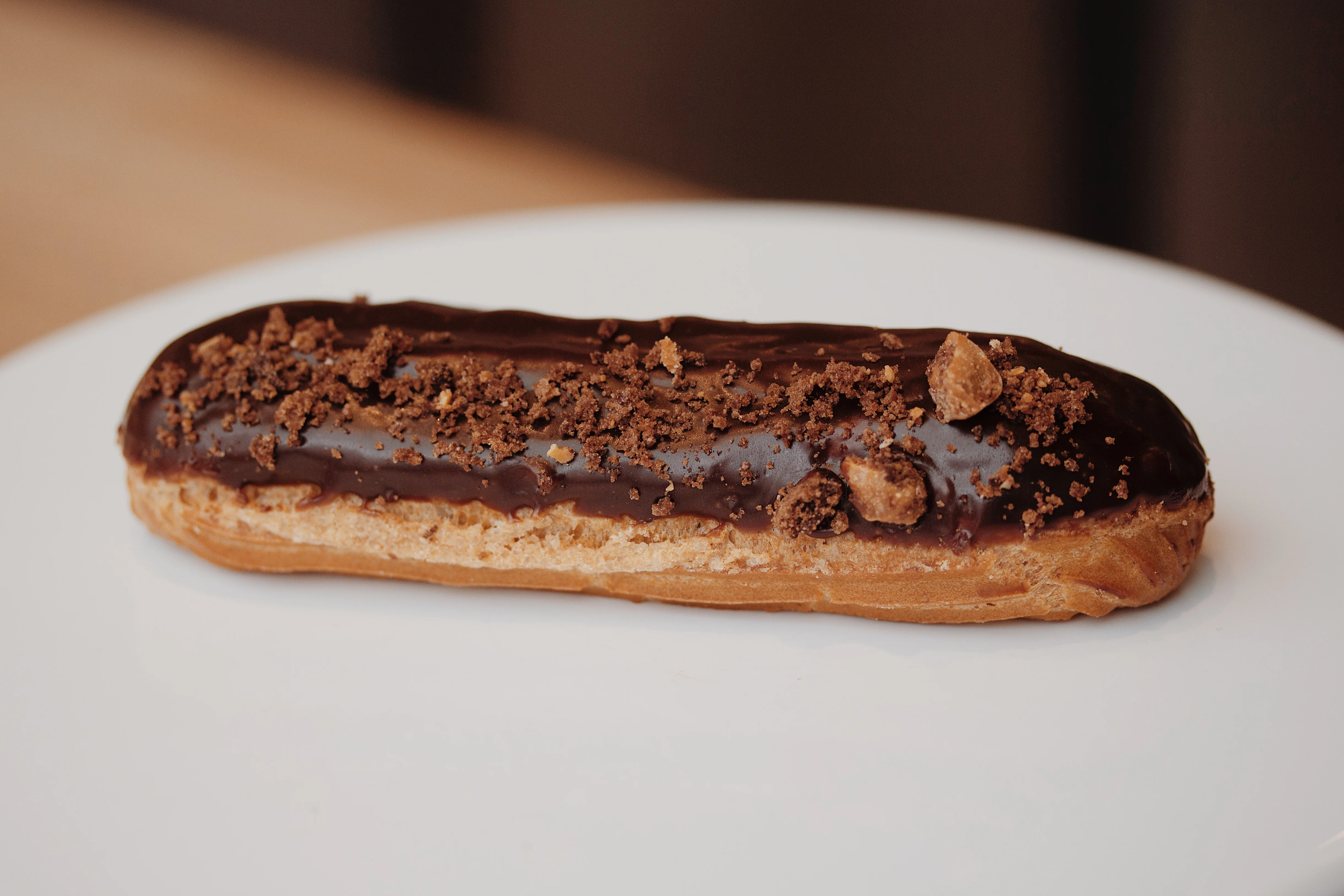 Chocolate Cream Éclairs - Image 3
