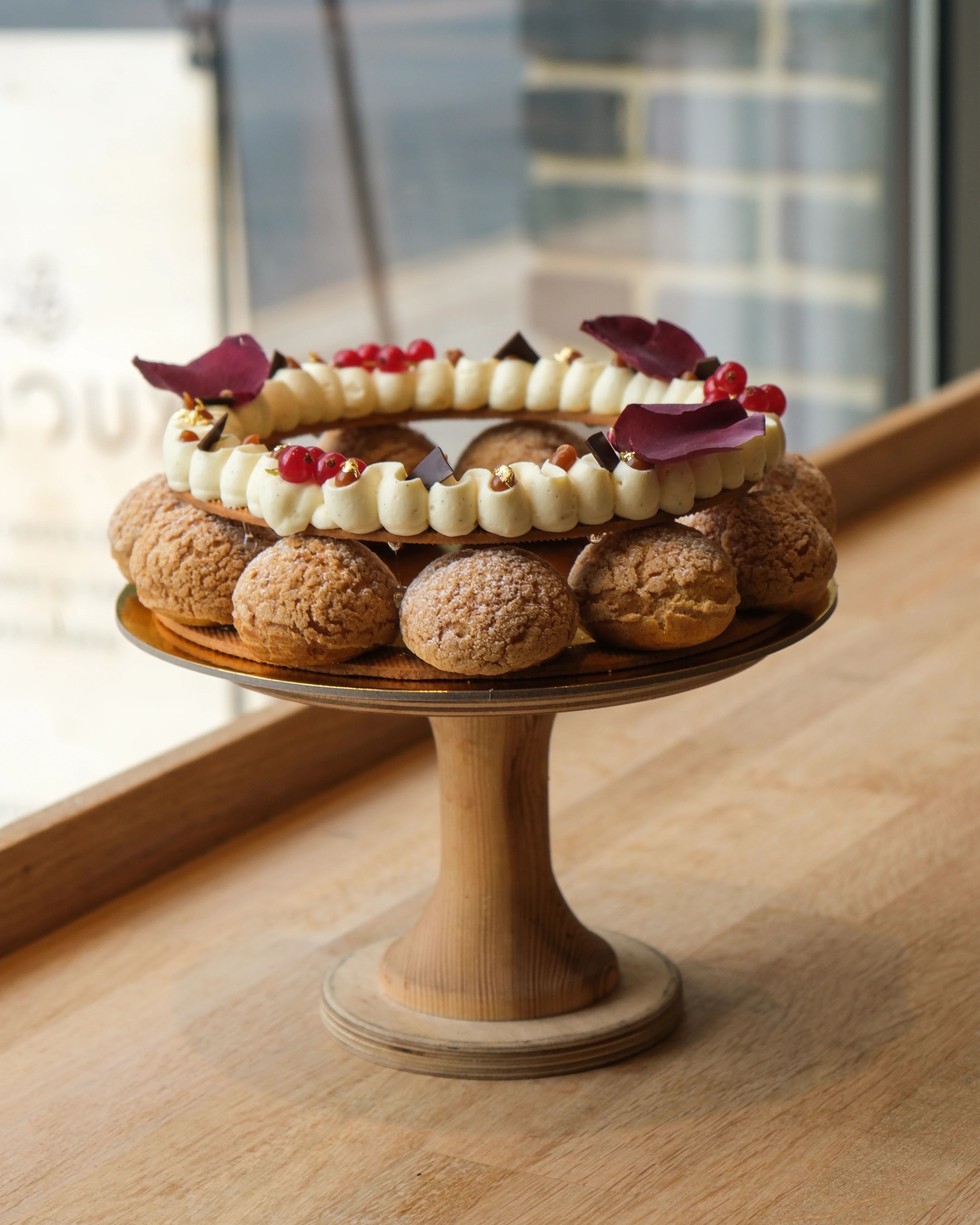 Festive Choux Wreath - Image 4